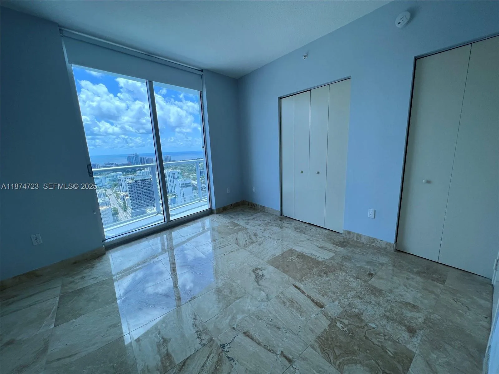 185 SW 7th St # 4204, Miami, FL 33130 photo 11