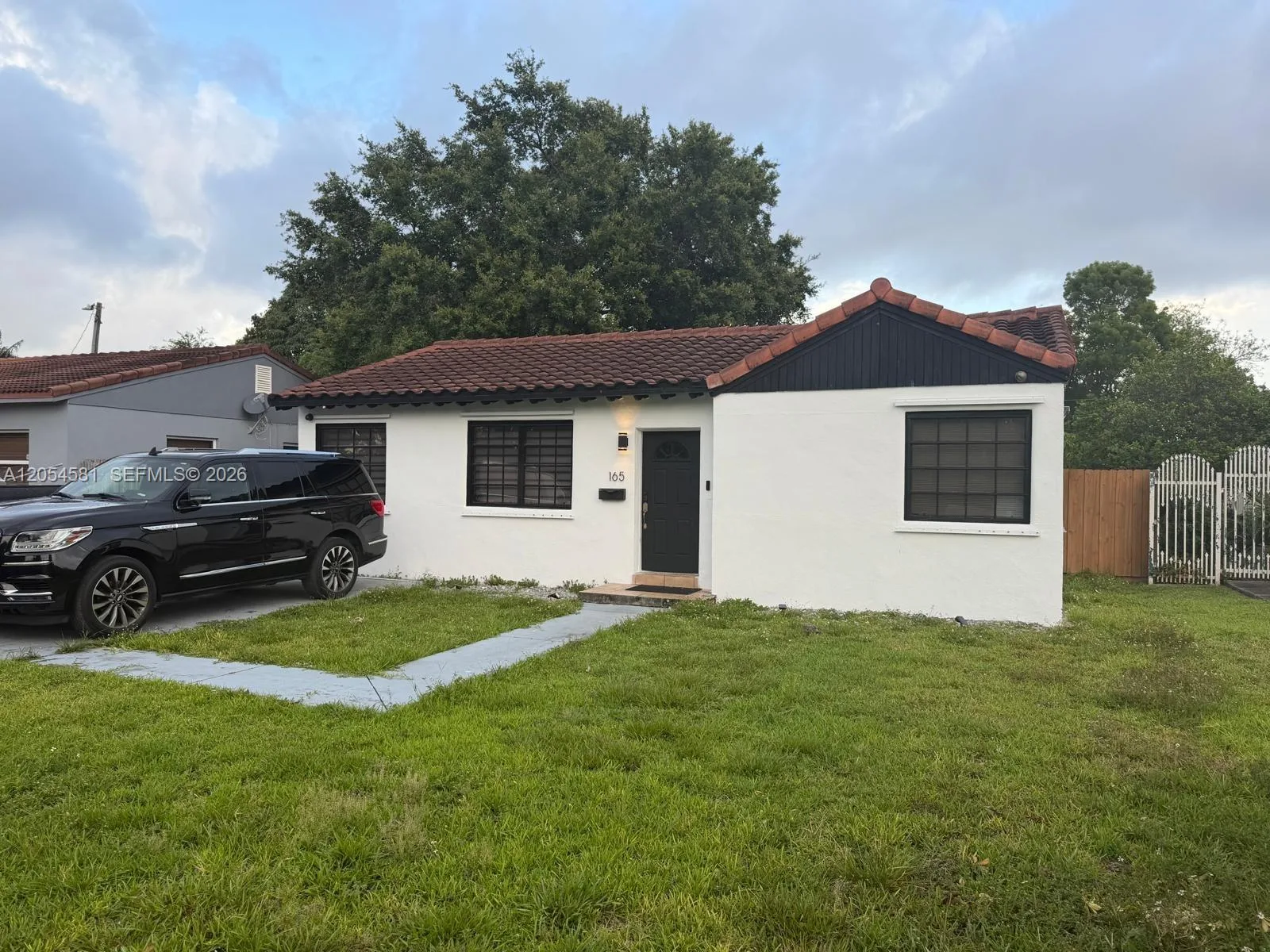 165 Lawn Way # 165, Miami Springs, FL 33166