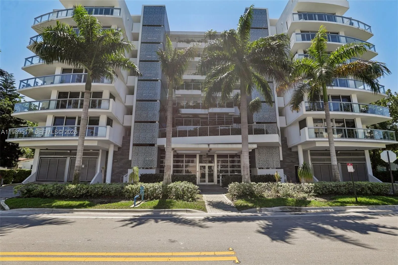 1100 100th St # 703, Bay Harbor Islands, FL 33154