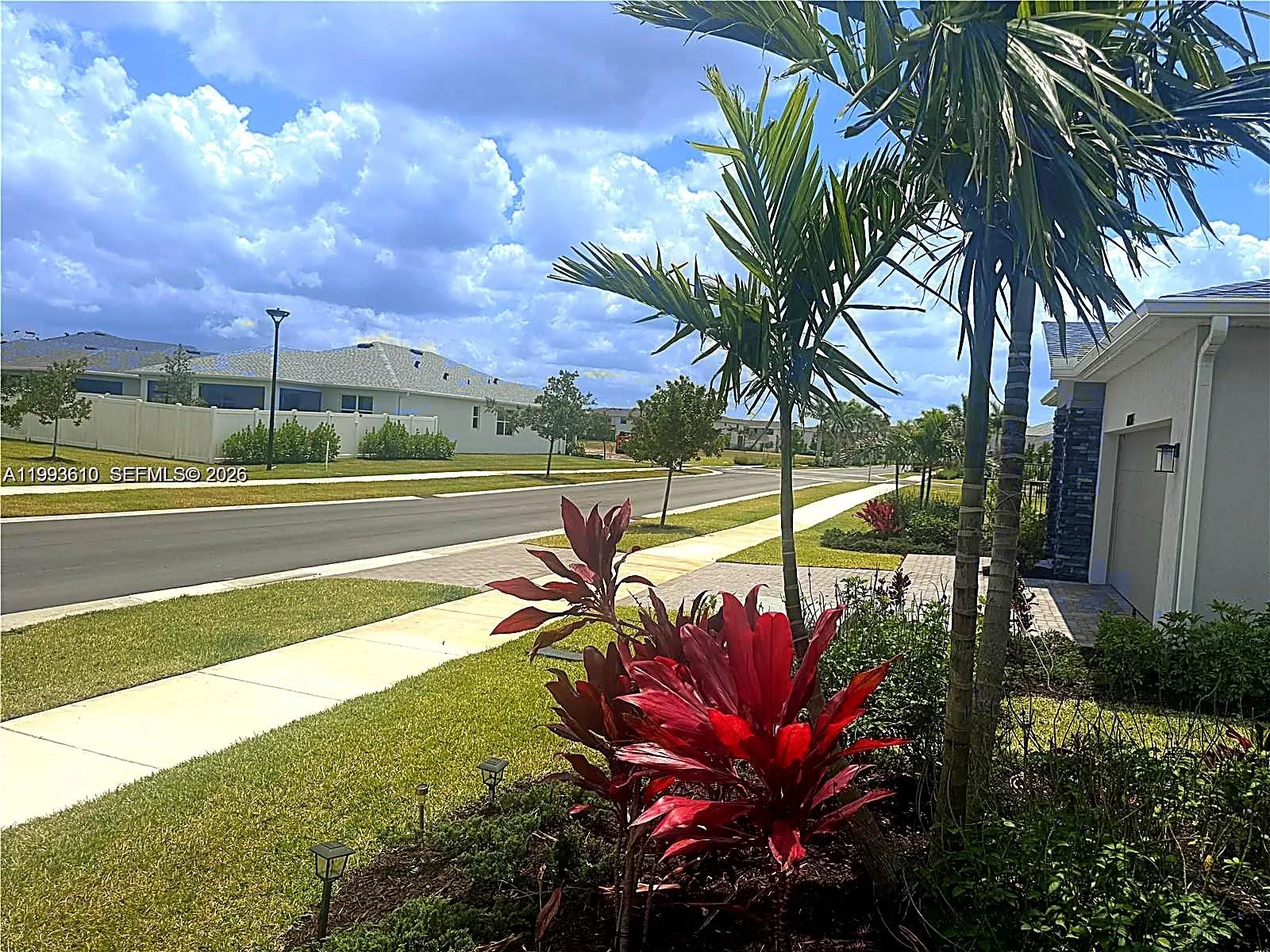 10503 SW Orana Dr, Port St. Lucie, FL 34987 photo 4