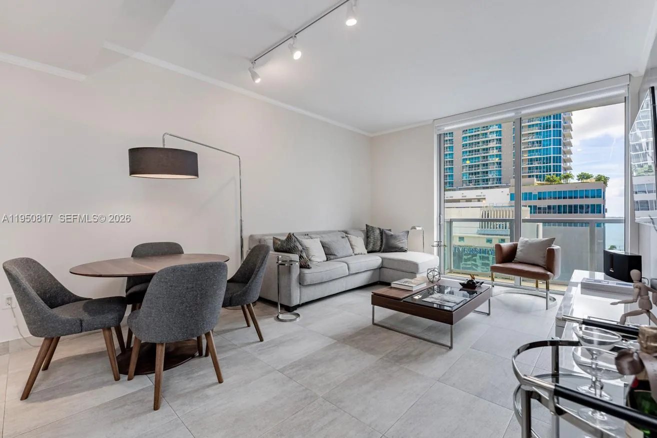 1060 Brickell Ave # 1507, Miami, FL 33131 photo 7