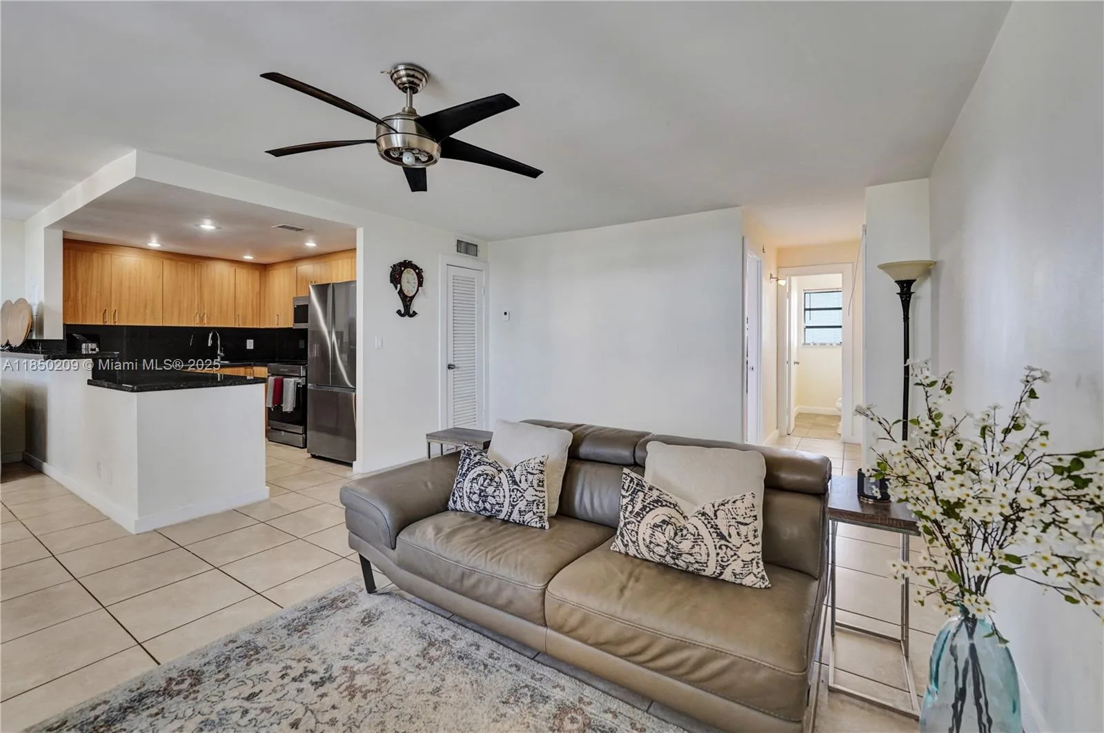 1811 Jefferson St # 606, Hollywood, FL 33020