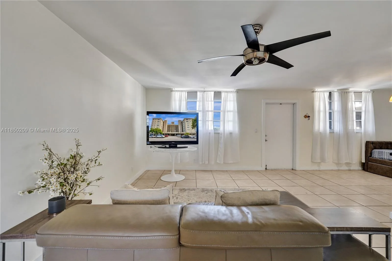 1811 Jefferson St # 606, Hollywood, FL 33020 photo 4