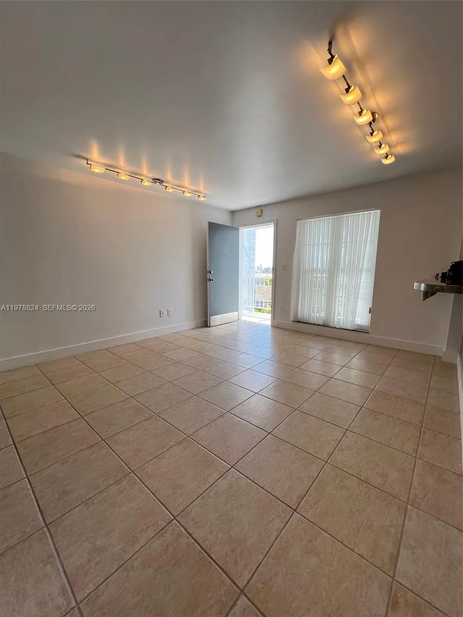 1340 Lincoln Rd # 705, Miami Beach, FL 33139 photo 6