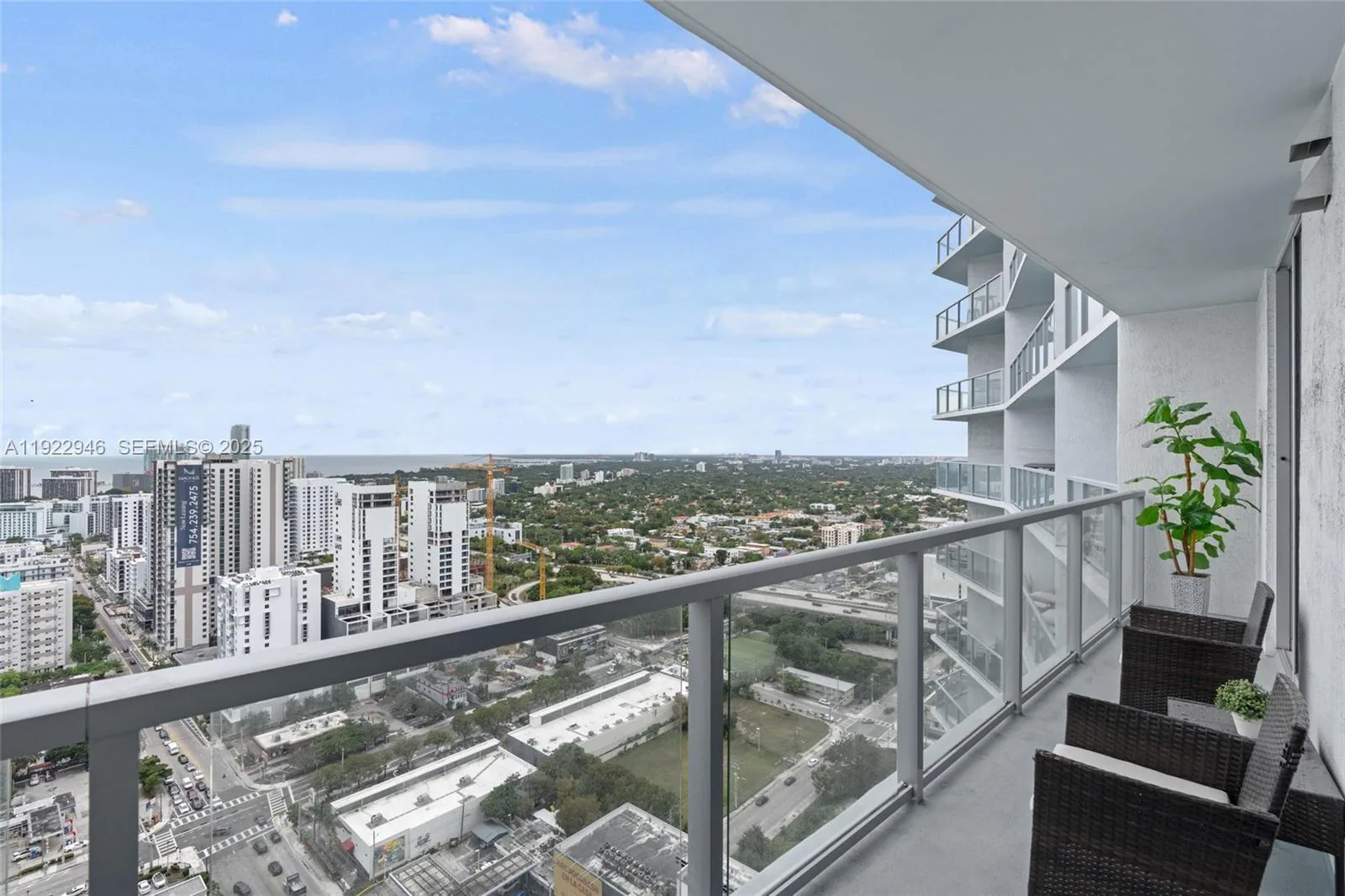 185 SW 7th St # 3314, Miami, FL 33130