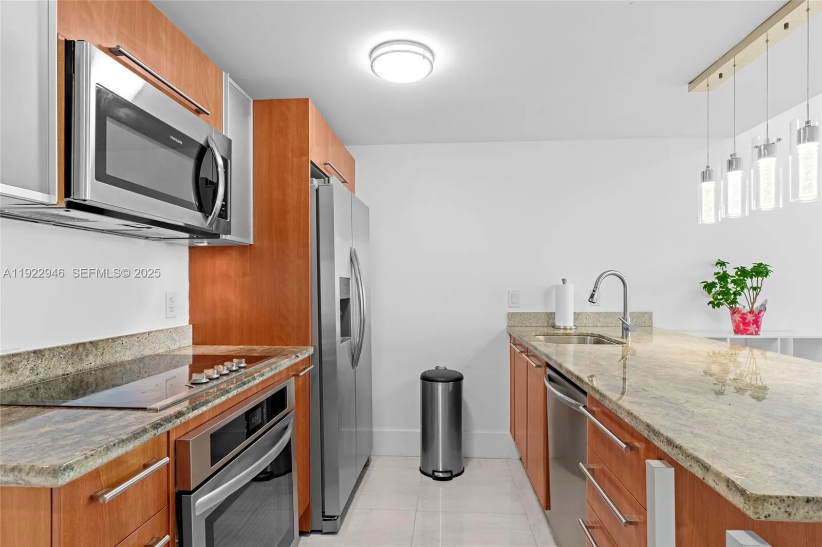 185 SW 7th St # 3314, Miami, FL 33130 photo 10