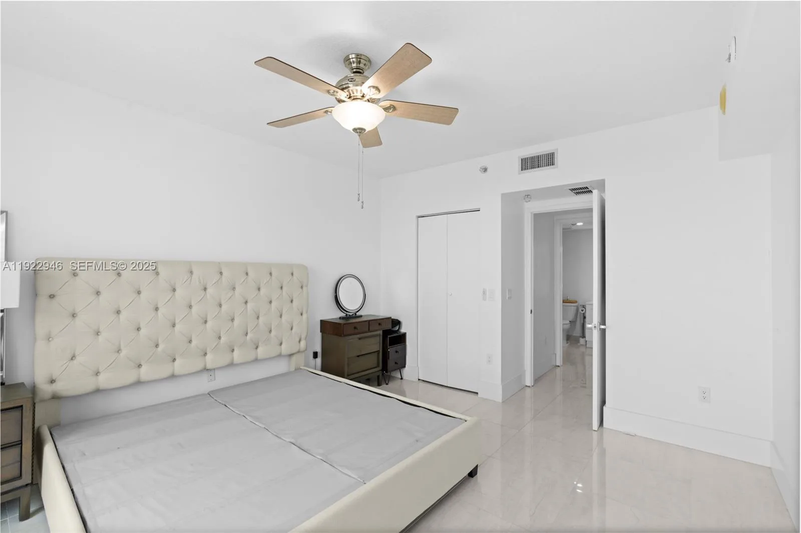 185 SW 7th St # 3314, Miami, FL 33130 photo 13