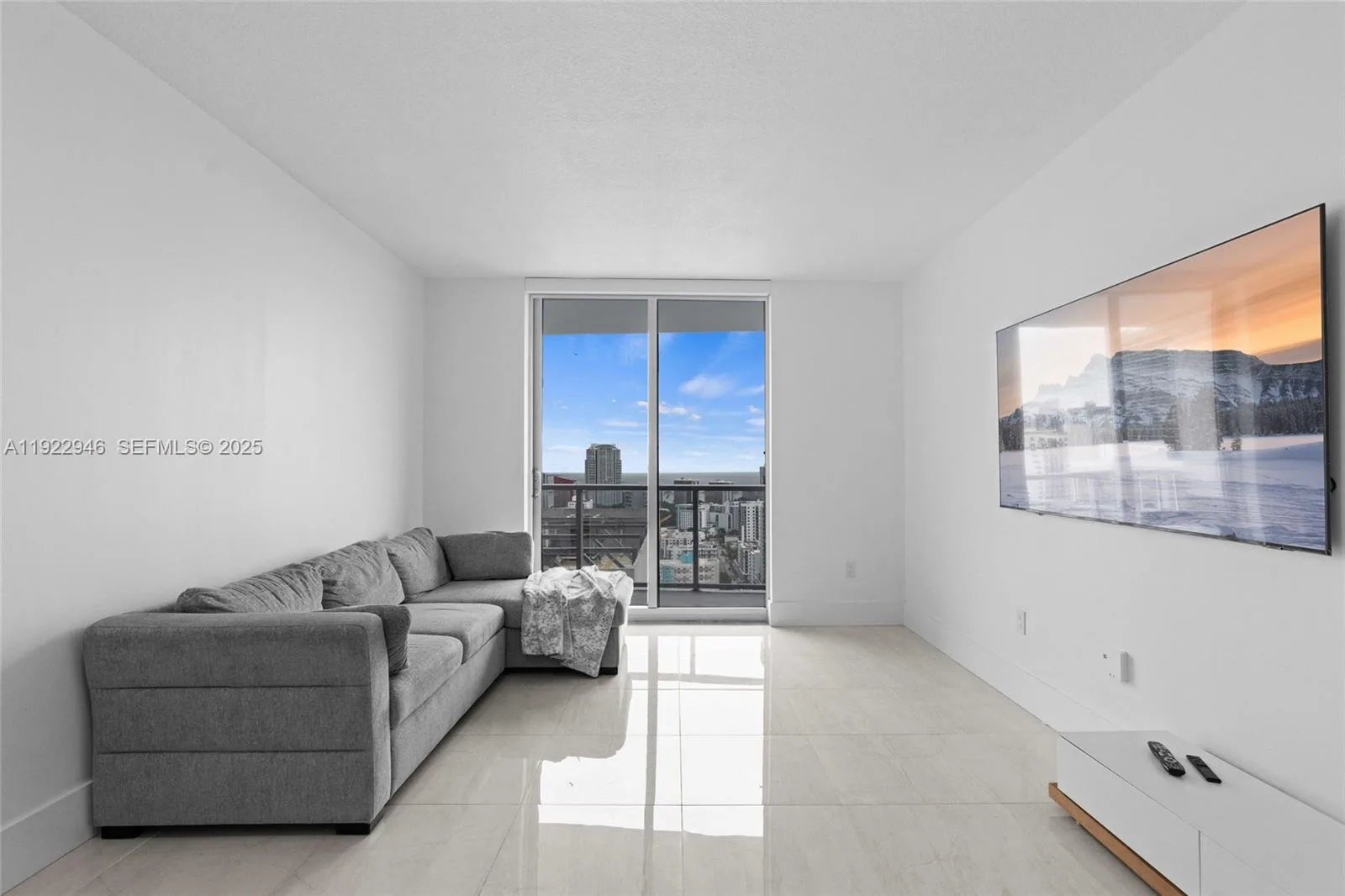 185 SW 7th St # 3314, Miami, FL 33130 photo 7