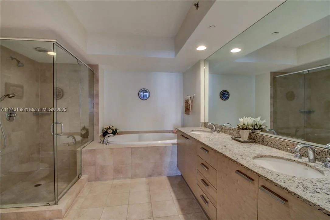 1830 S Ocean Dr # 1708, Hallandale Beach, FL 33009 photo 11