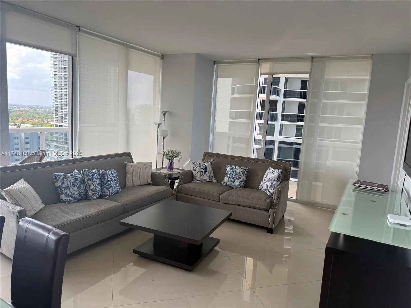 1830 S Ocean Dr # 1708, Hallandale Beach, FL 33009 photo 3