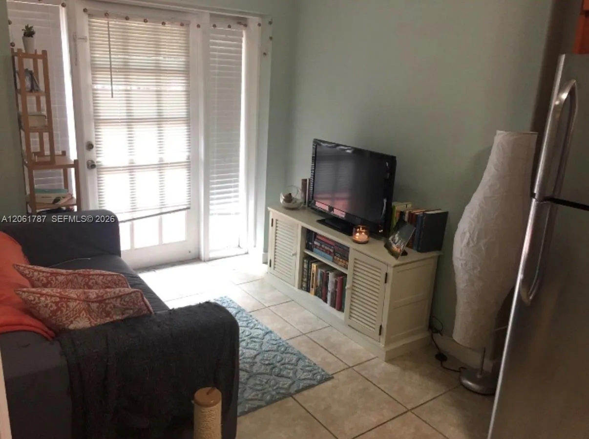 1200 Wallace St # B, Coral Gables, FL 33134