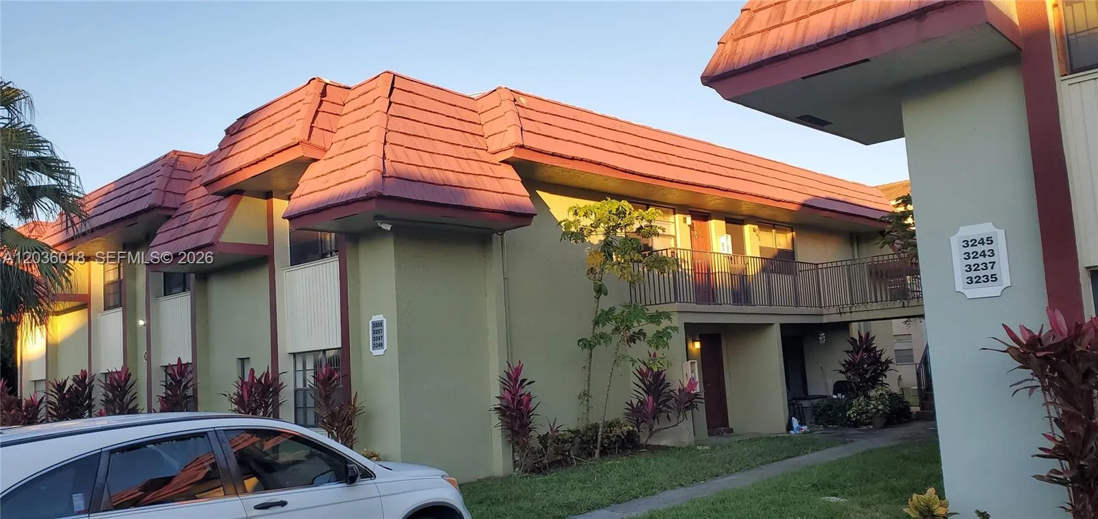 3249 NW 104th Ave # 3249, Coral Springs, FL 33065