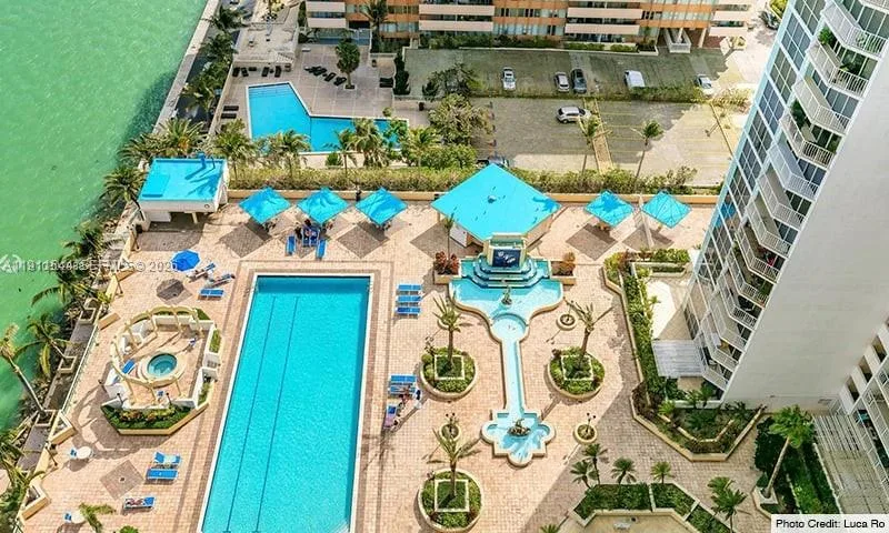 7601 E Treasure Dr # 2301, North Bay Village, FL 33141