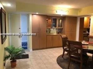 5005 Collins Ave # 1422, Miami Beach, FL 33140
