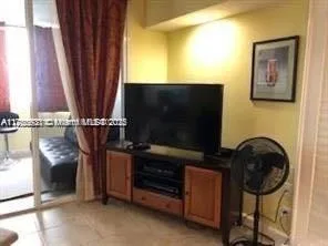5005 Collins Ave # 1422, Miami Beach, FL 33140 photo 5