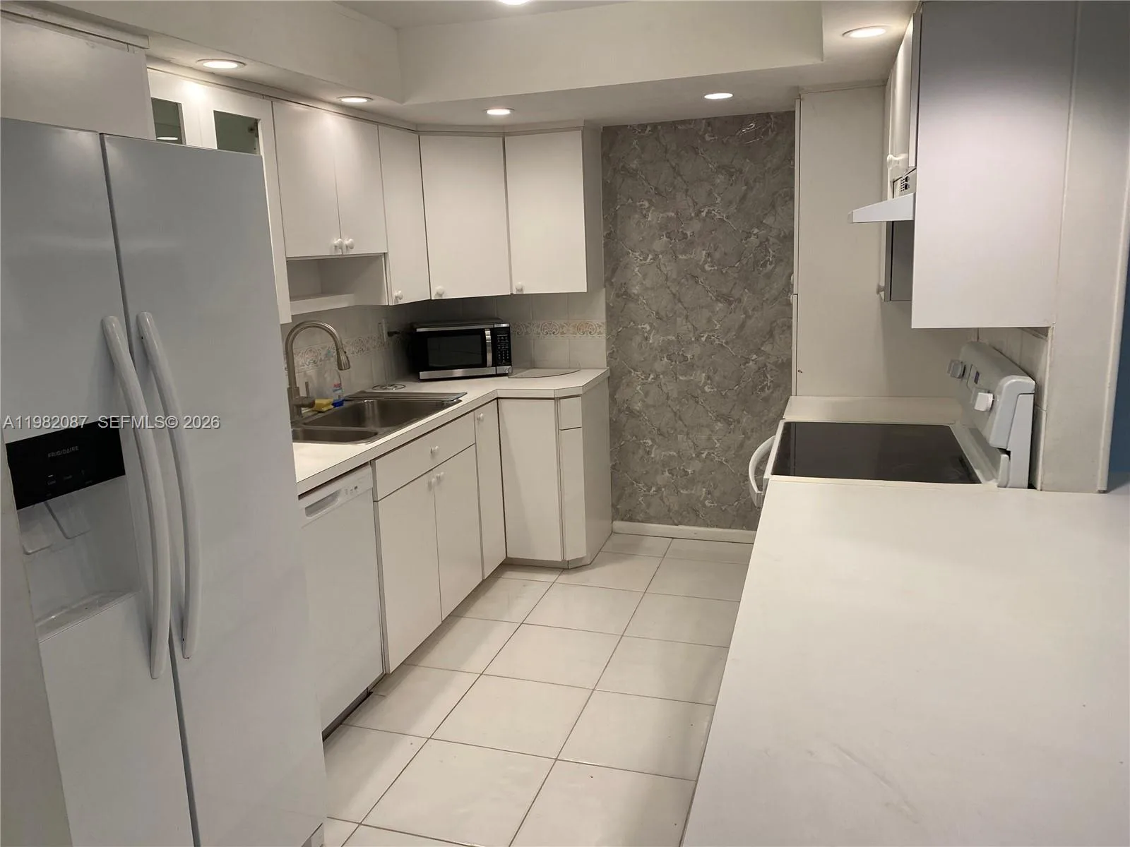 1951 Atlantic Shores Blvd # 20, Hallandale Beach, FL 33009 photo 2