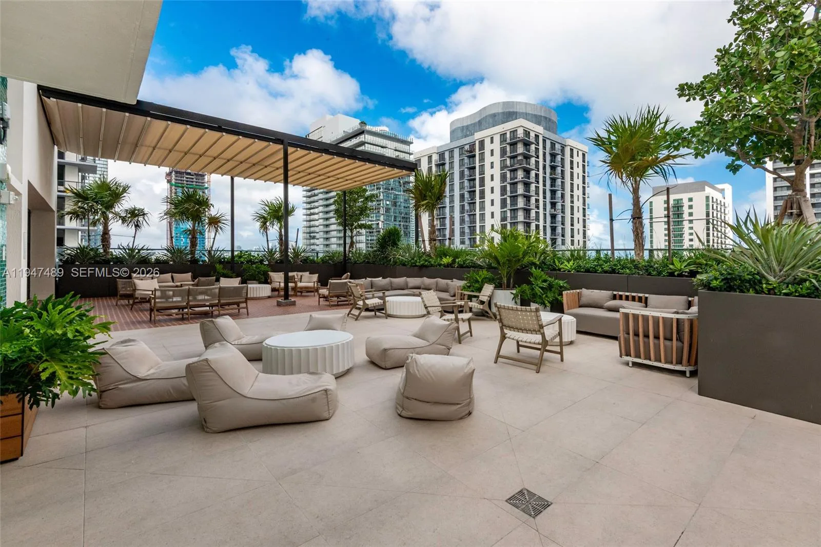 11 NE 6 ST # 814, Miami, FL 33132 photo 3