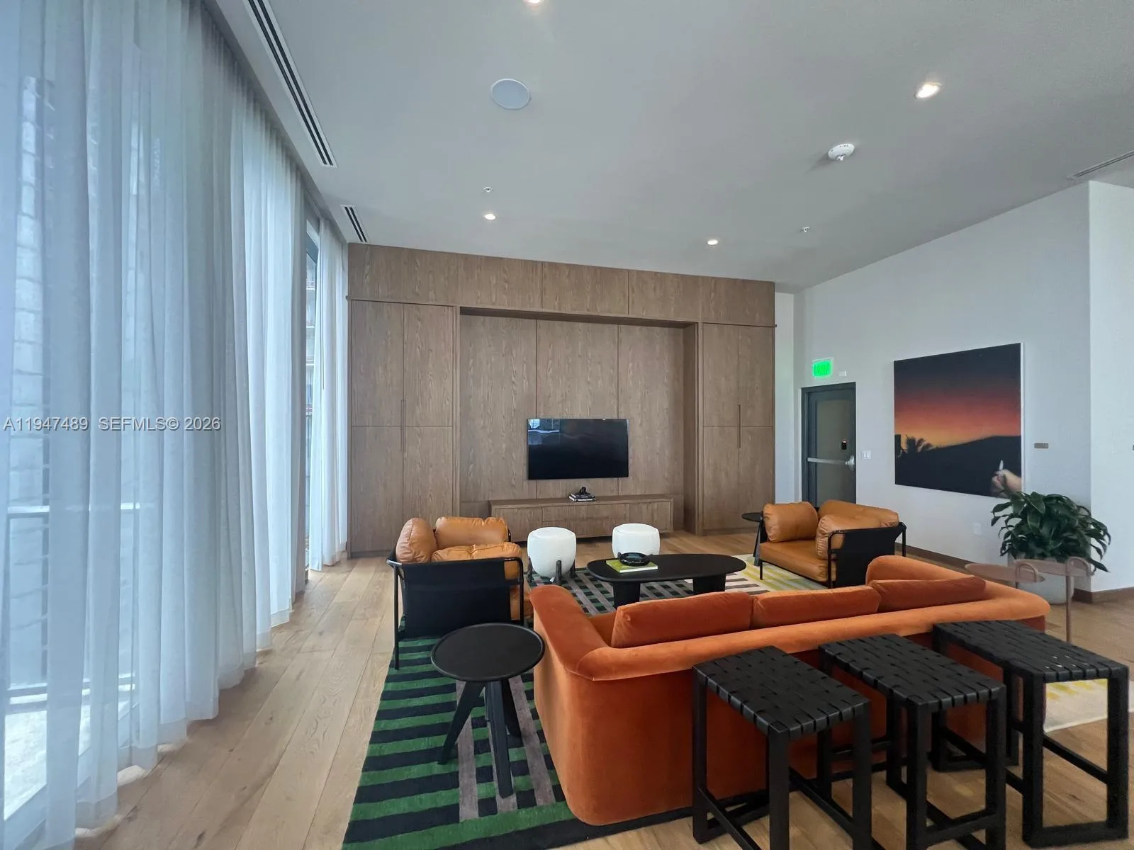 11 NE 6 ST # 814, Miami, FL 33132 photo 6