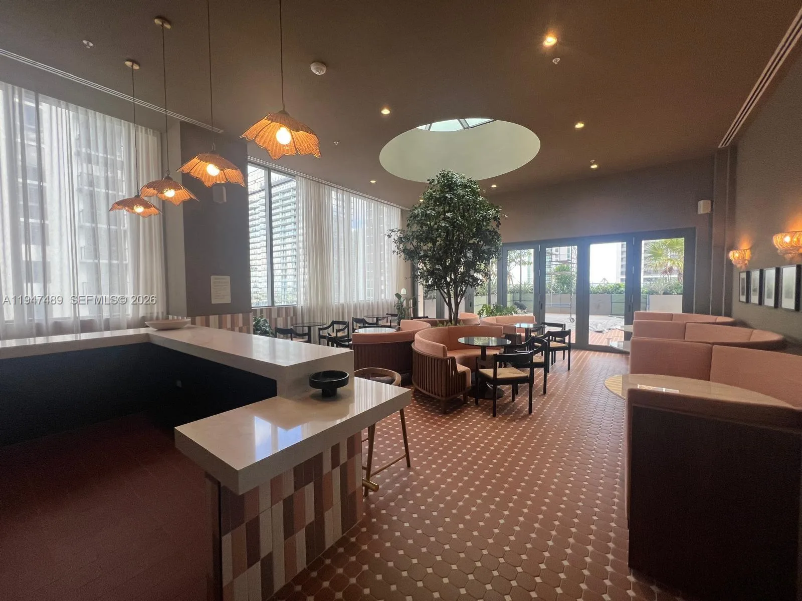 11 NE 6 ST # 814, Miami, FL 33132 photo 8