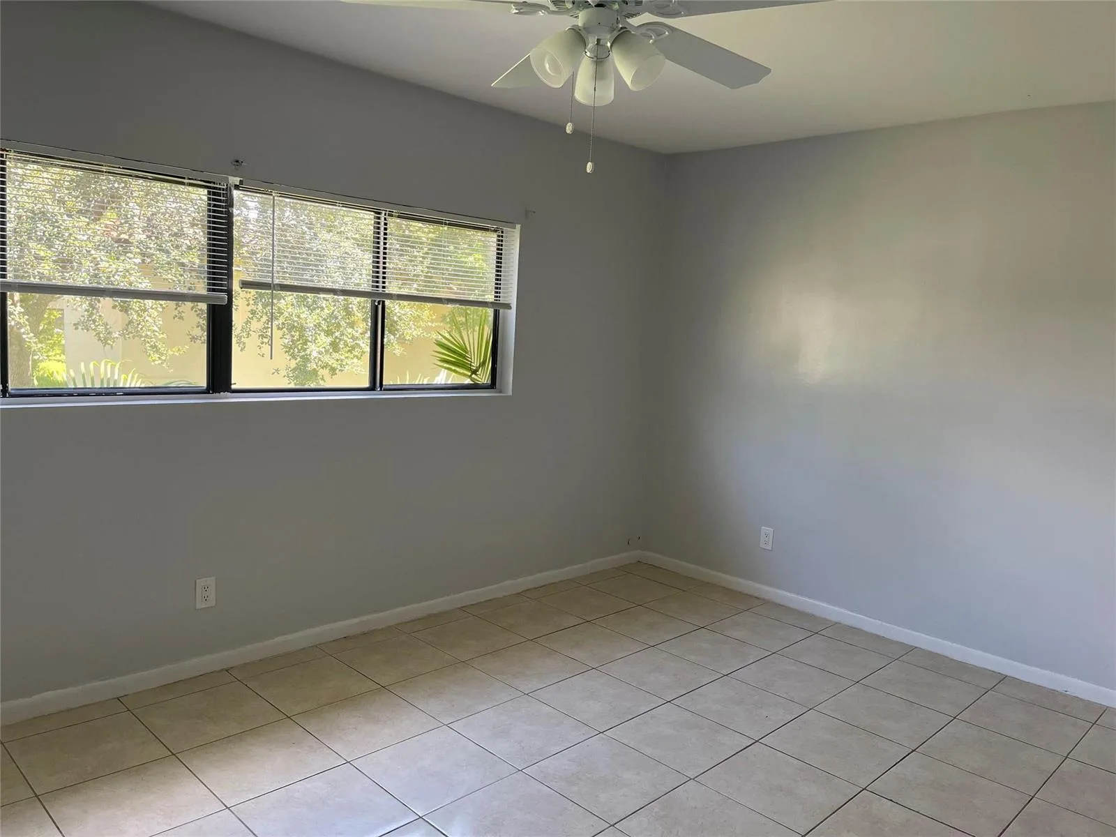 8843 SPRINGTREE LAKES Drive, Sunrise, FL 33351 photo 13