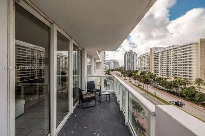 5601 Collins Ave # 825, Miami Beach, FL 33140 photo 4