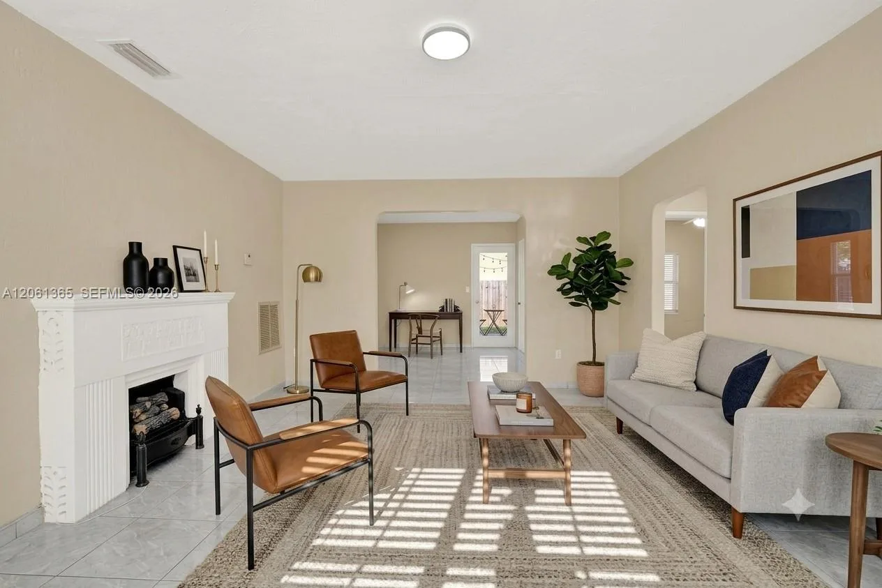 1015 Cortez St, Coral Gables, FL 33134 photo 3