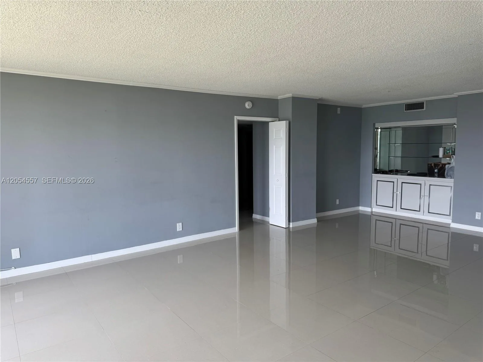 20335 W Country Club Dr # 1206, Aventura, FL 33180 photo 8