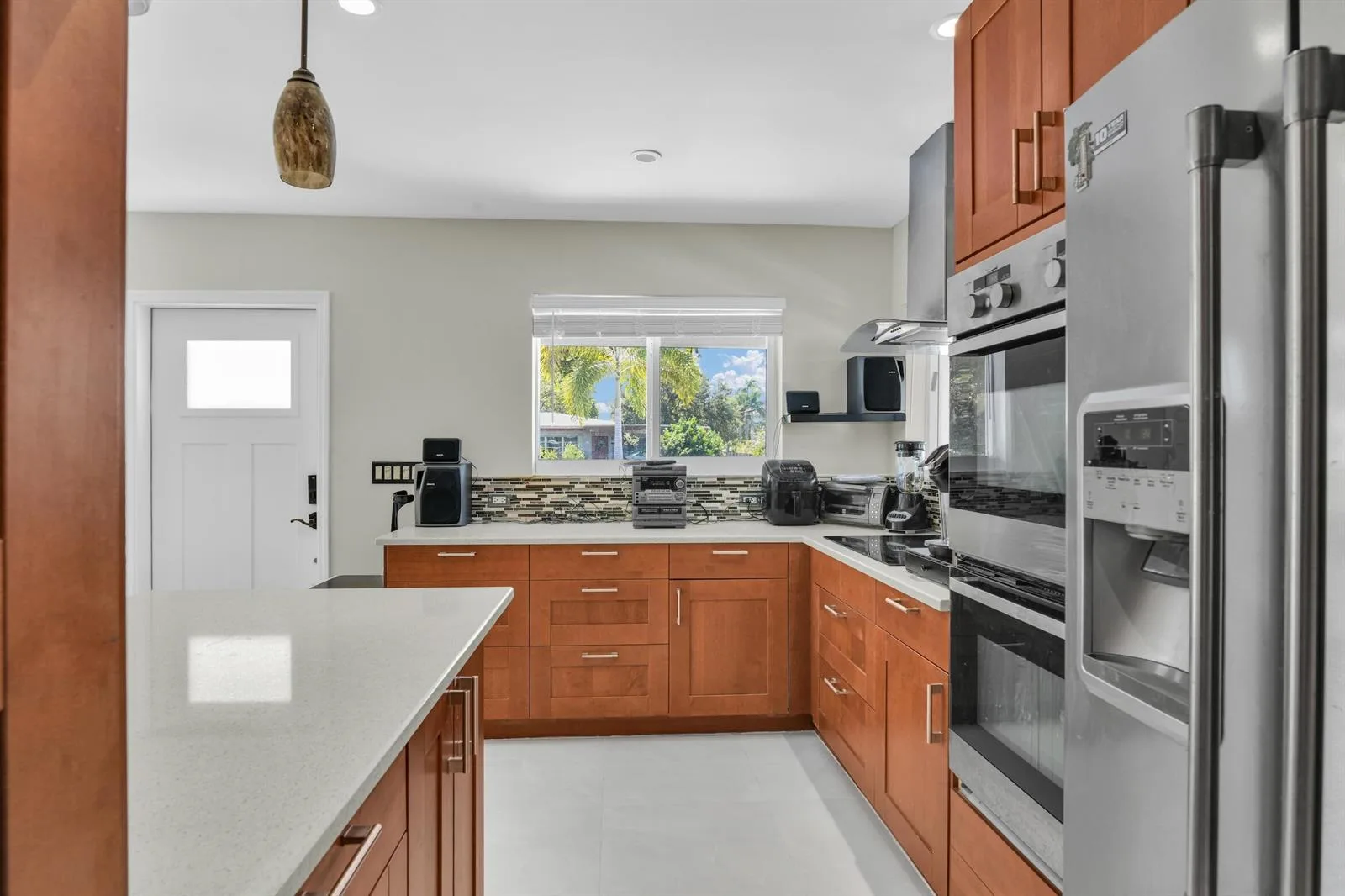 1218 SW 2ND Avenue, Pompano Beach, FL 33060 photo 4