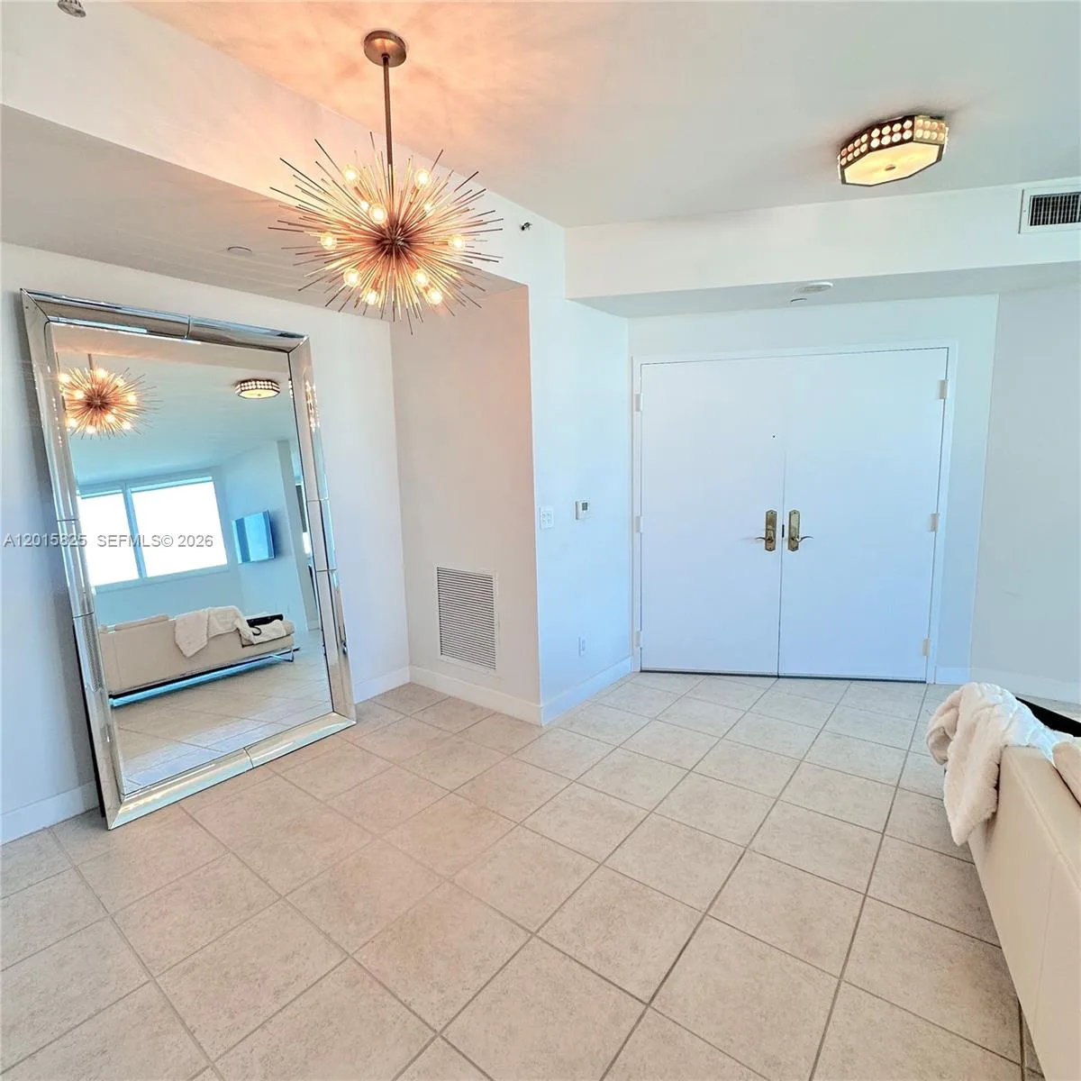 300 S Pointe Dr # 704, Miami Beach, FL 33139 photo 10