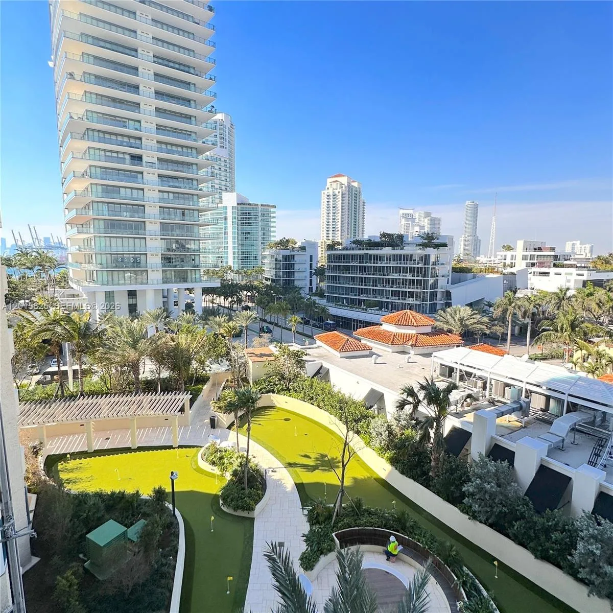 300 S Pointe Dr # 704, Miami Beach, FL 33139 photo 13