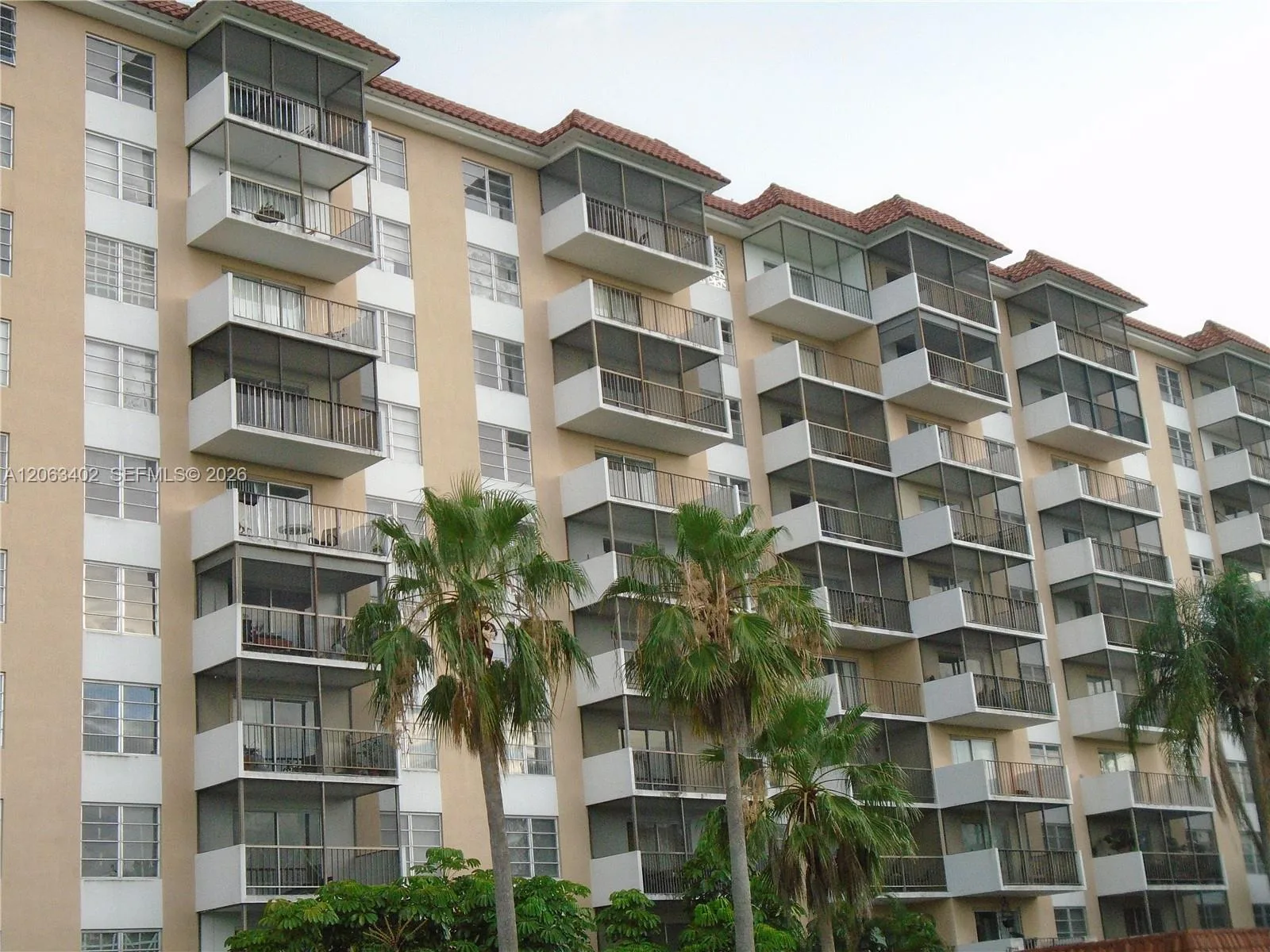 4174 Inverrary Dr # 411, Lauderhill, FL 33319