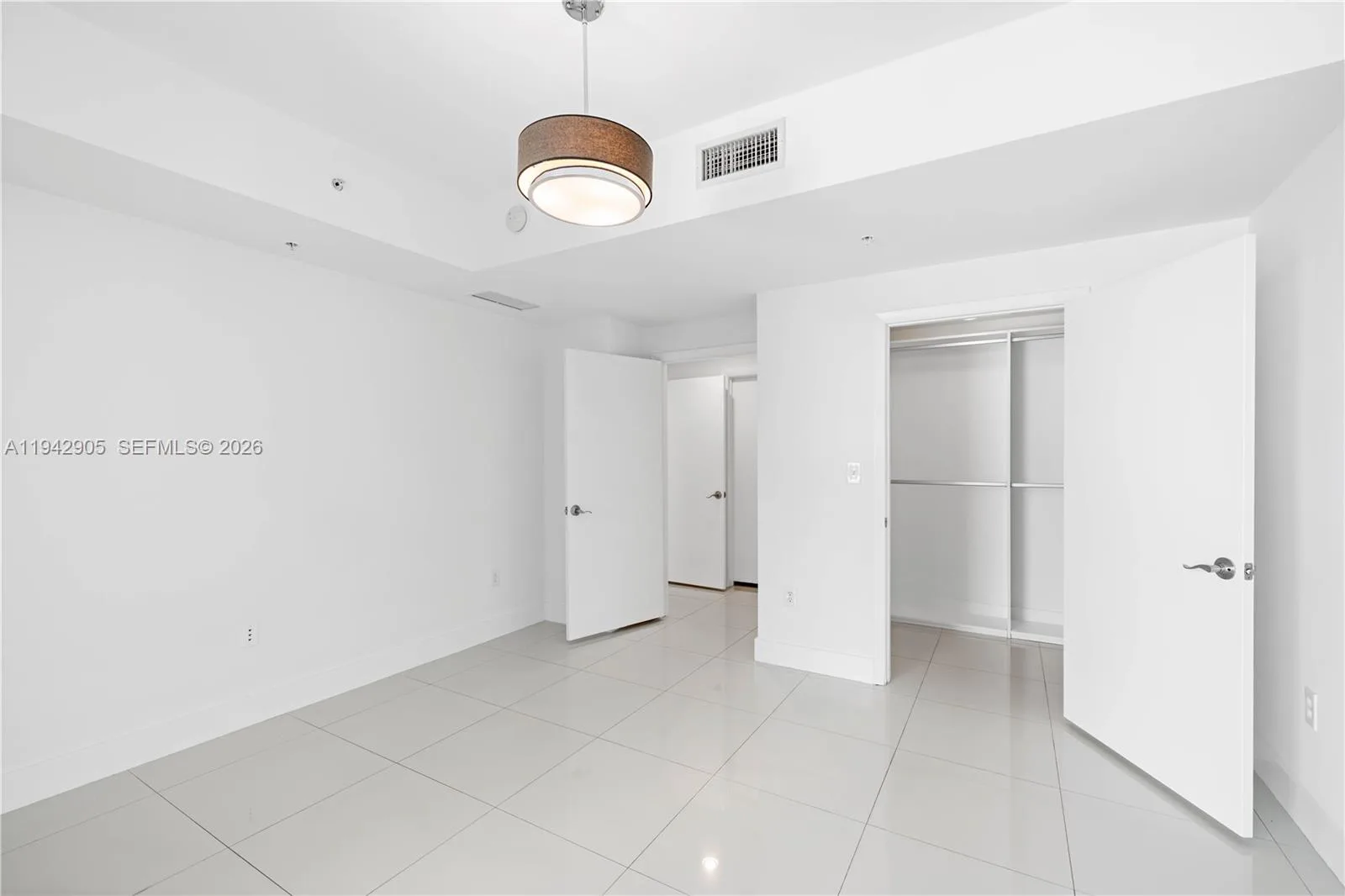 244 Biscayne Blvd # 3904, Miami, FL 33132 photo 10