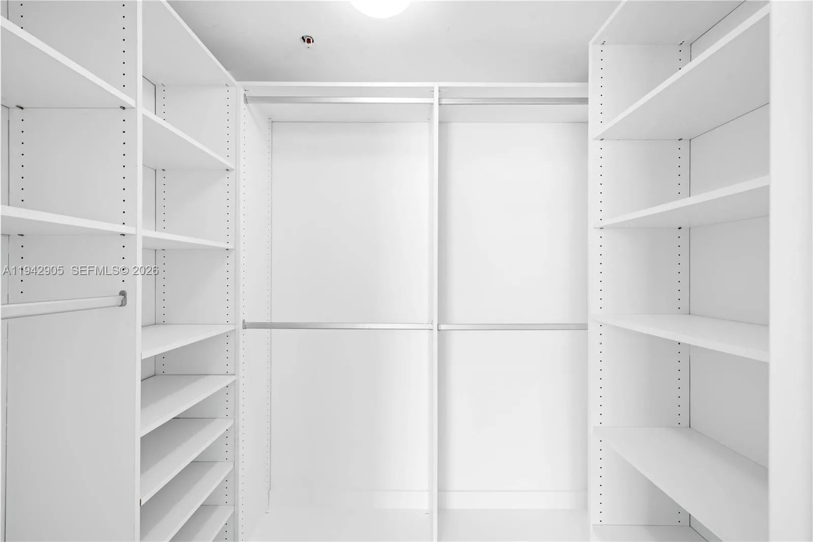 244 Biscayne Blvd # 3904, Miami, FL 33132 photo 13