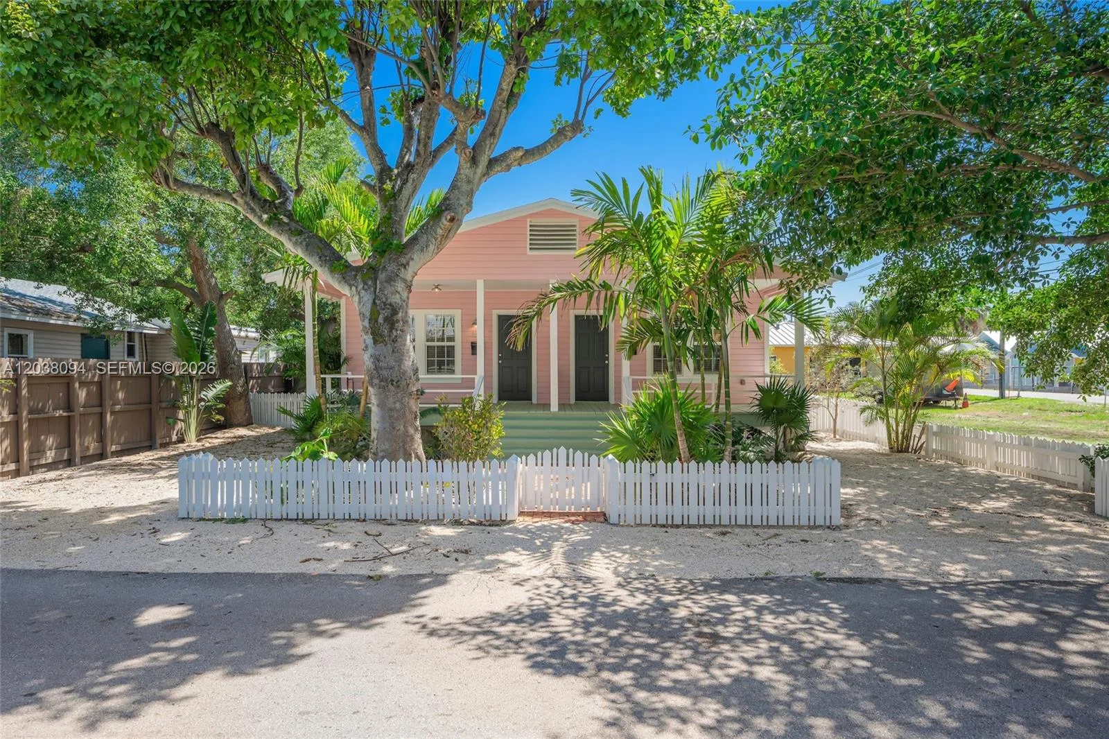 3826 Oak Ave # 3826, Miami, FL 33133