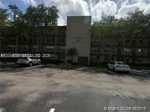 300 SW 134th Way # 105E, Pembroke Pines, FL 33027