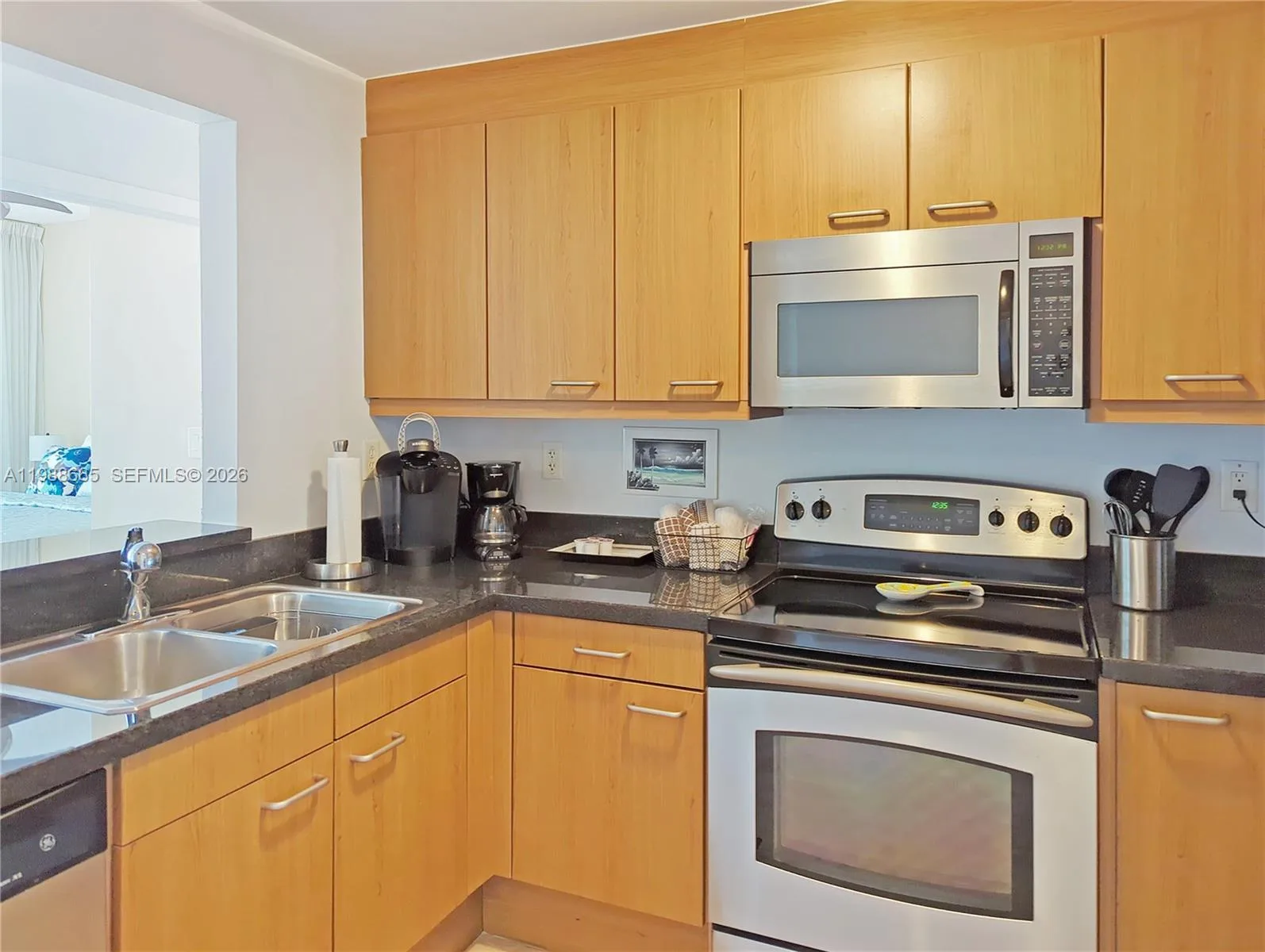 225 Collins Ave # 4J, Miami Beach, FL 33139 photo 4