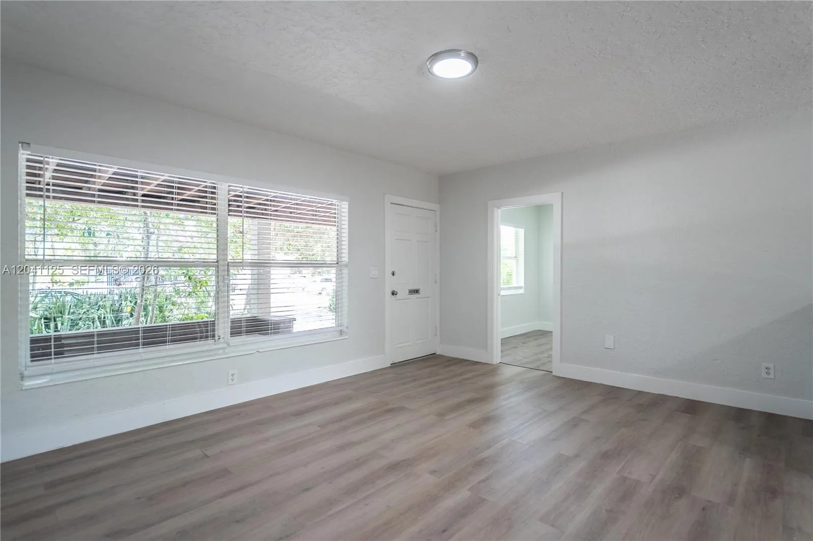 1691 NE 143rd St # 0, North Miami, FL 33181 photo 4