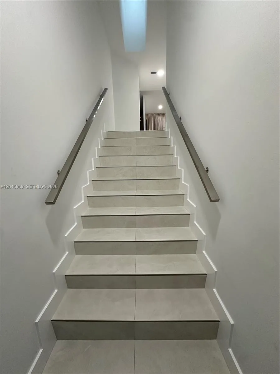 3345 Emerald Oaks Dr # 106, Hollywood, FL 33021 photo 7