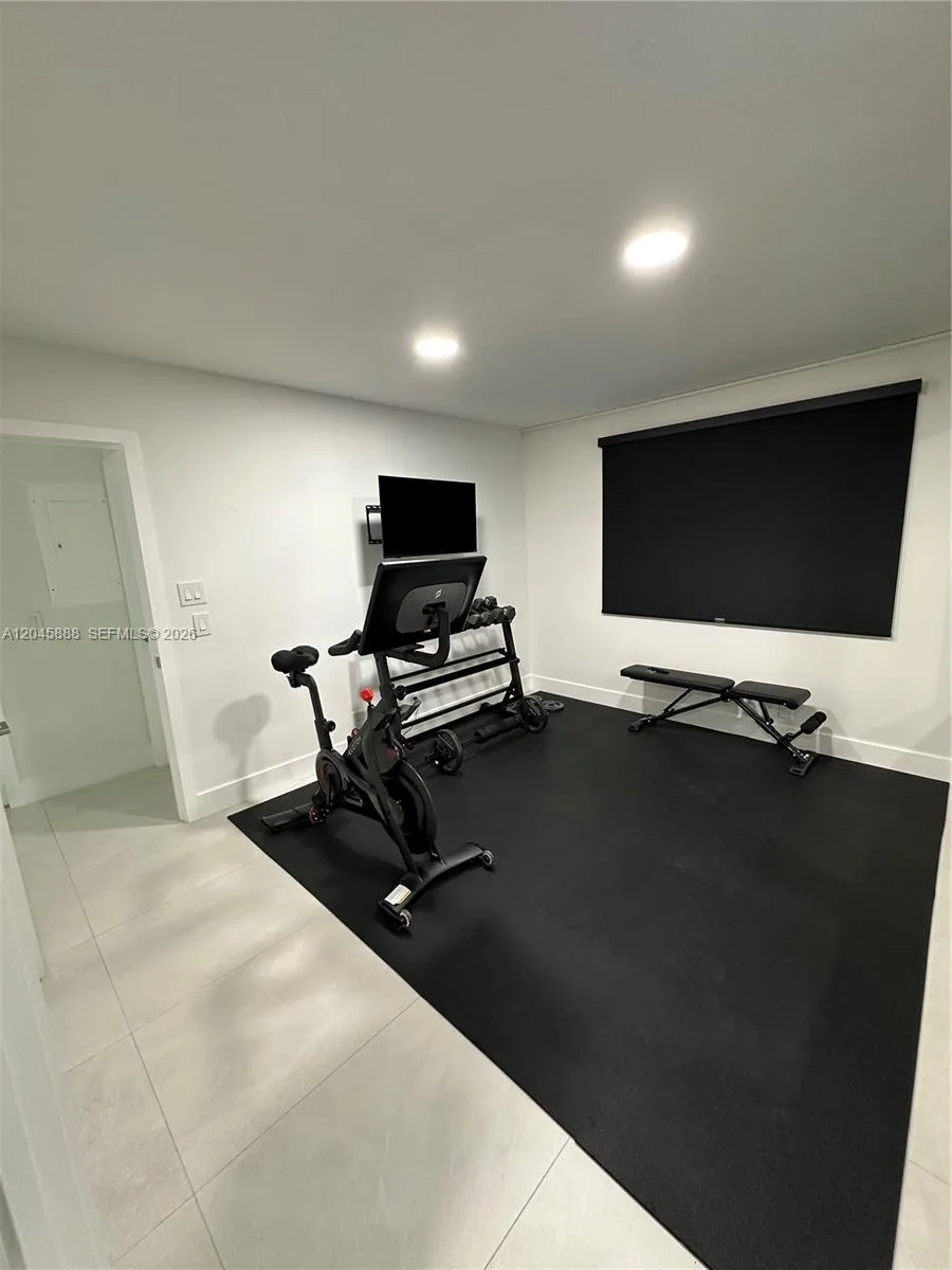 3345 Emerald Oaks Dr # 106, Hollywood, FL 33021 photo 9