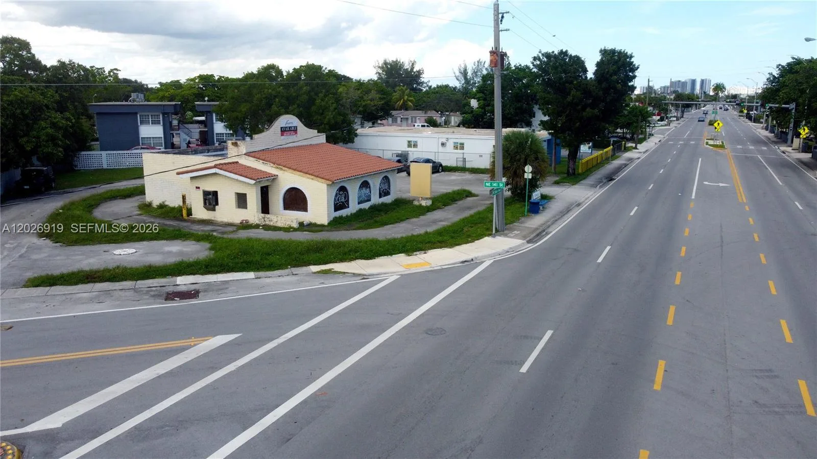 14100 W Dixie Hwy, North Miami, FL 33161