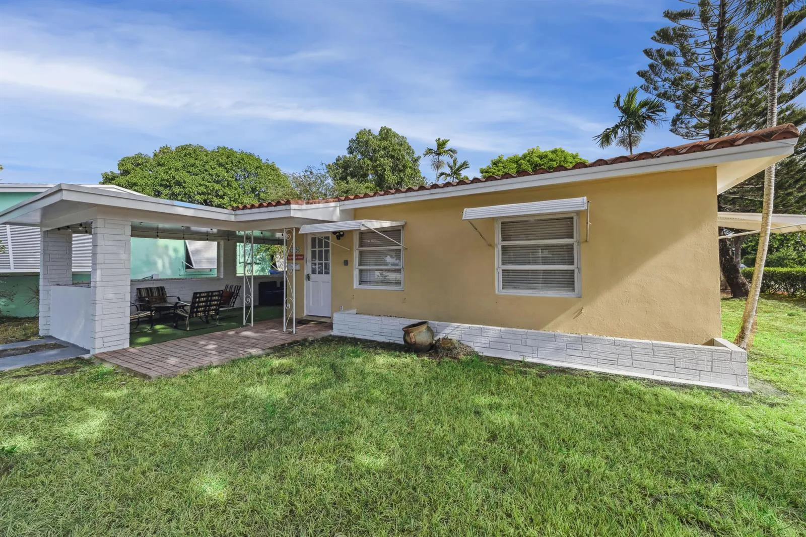 1420 MIAMI Road # C, Fort Lauderdale, FL 33316
