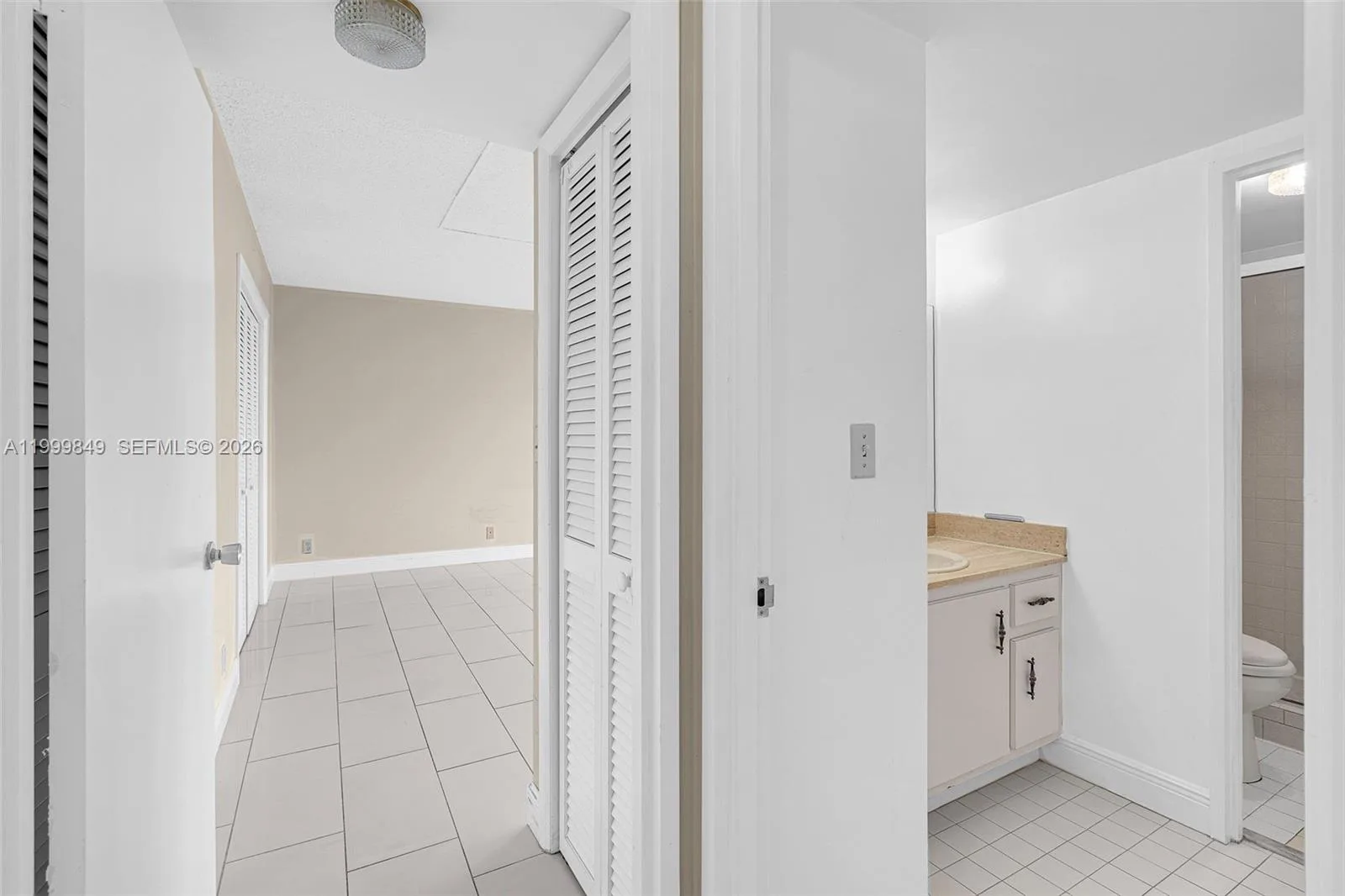 500 Three Islands Blvd # 711, Hallandale Beach, FL 33009 photo 4