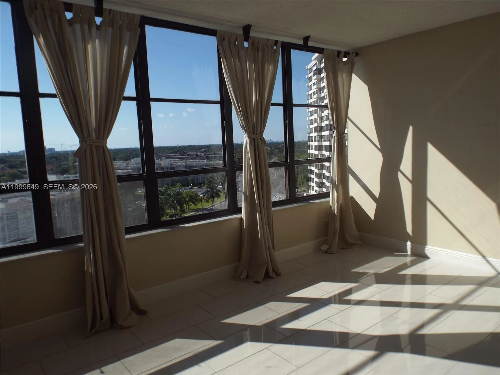 500 Three Islands Blvd # 711, Hallandale Beach, FL 33009 photo 8