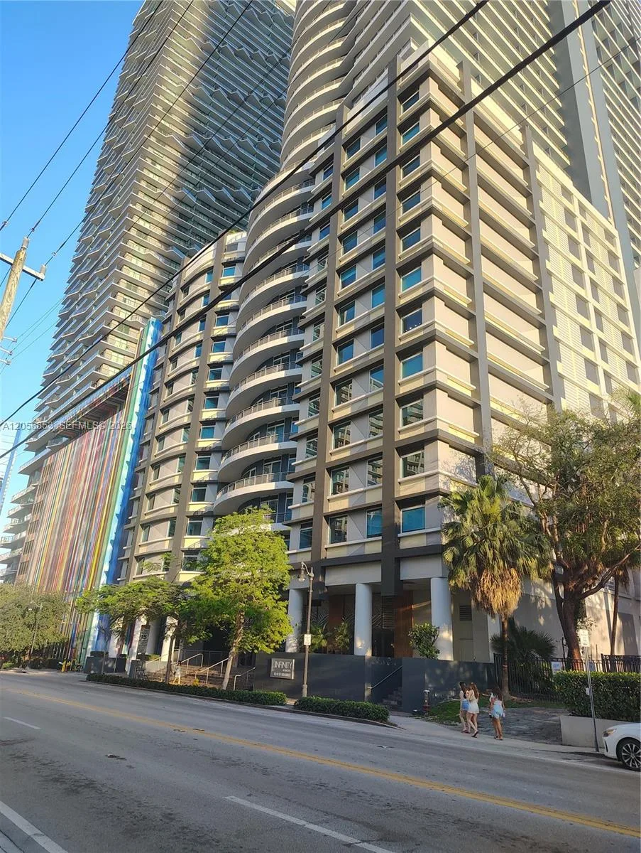 60 SW 13th St # 1117, Miami, FL 33130 photo 4