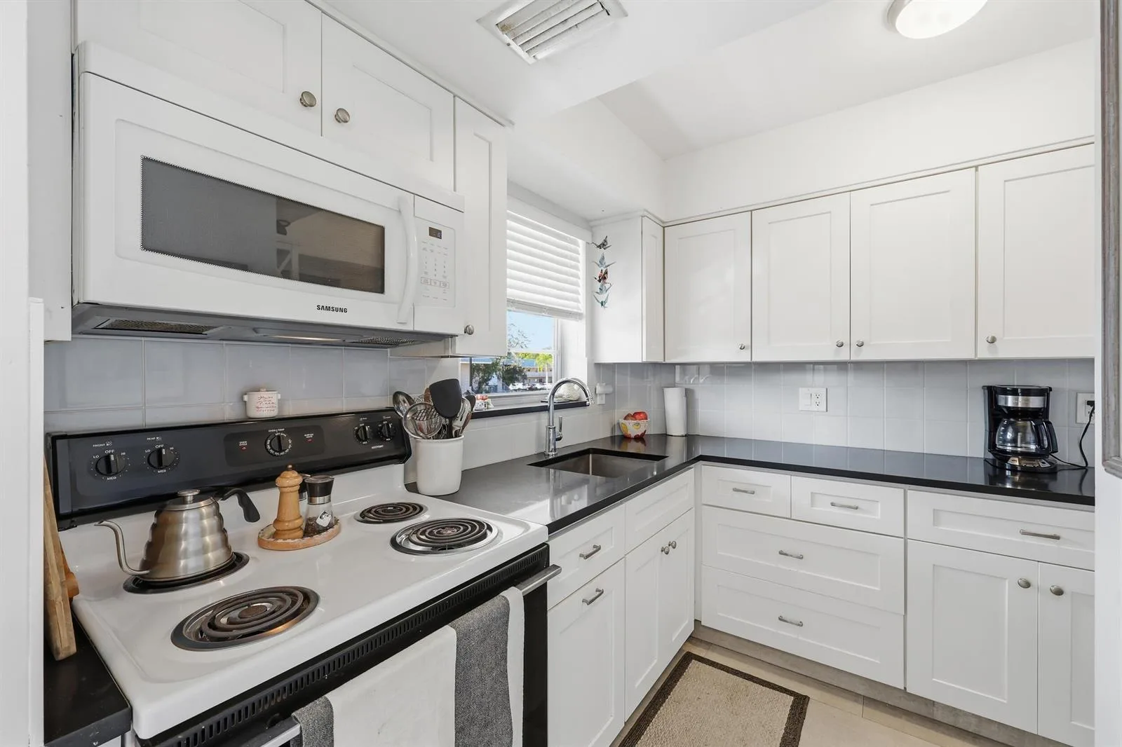 18081 SE Country Club Drive # 6-60, Jupiter, FL 33469 photo 5
