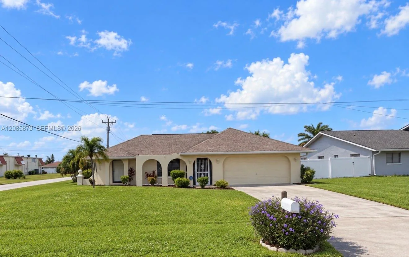 1328 SE 15th Pl., Cape Coral, FL 33990