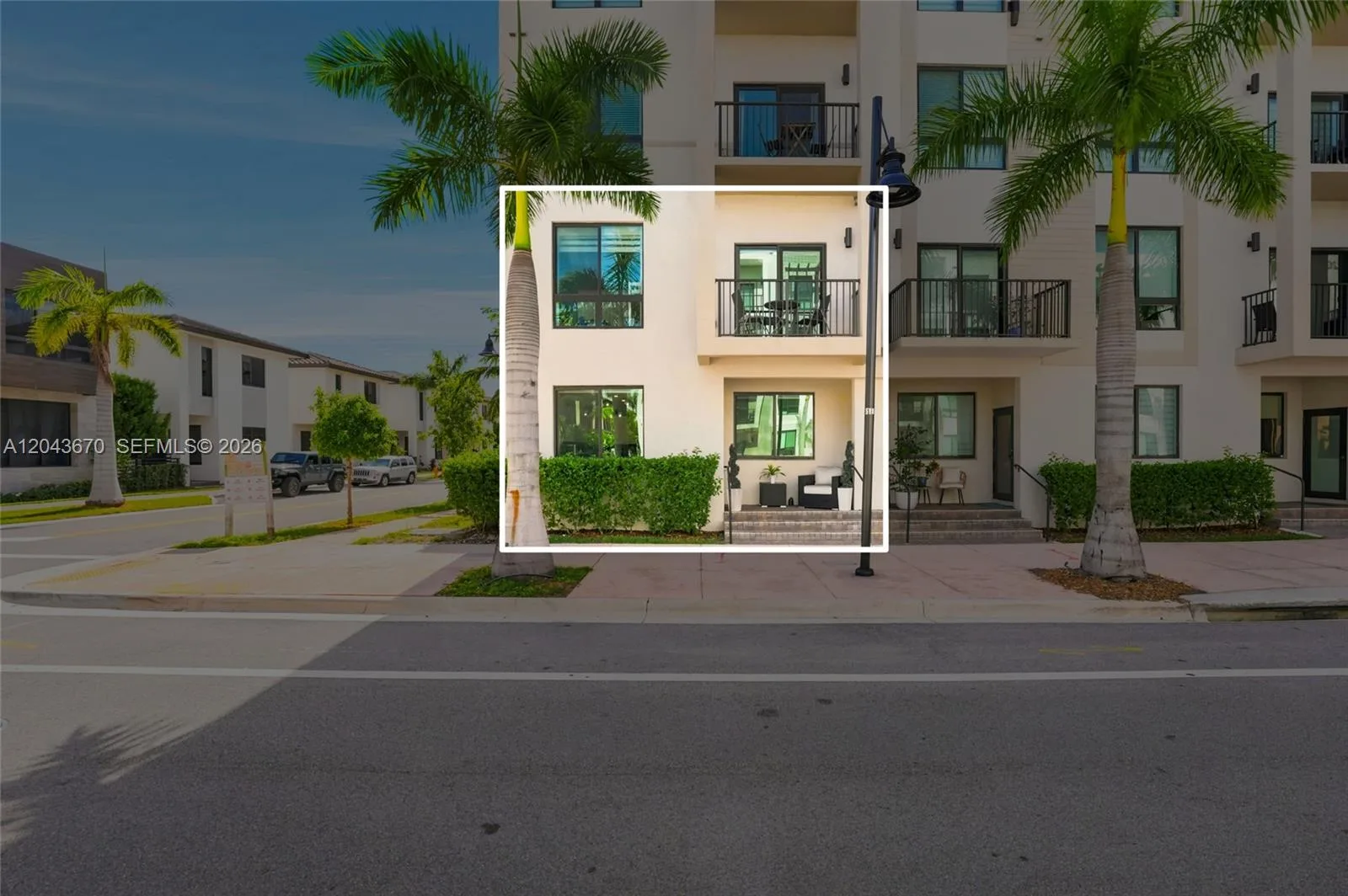 8167 NW 41st St # E-101, Doral, FL 33166 photo 2