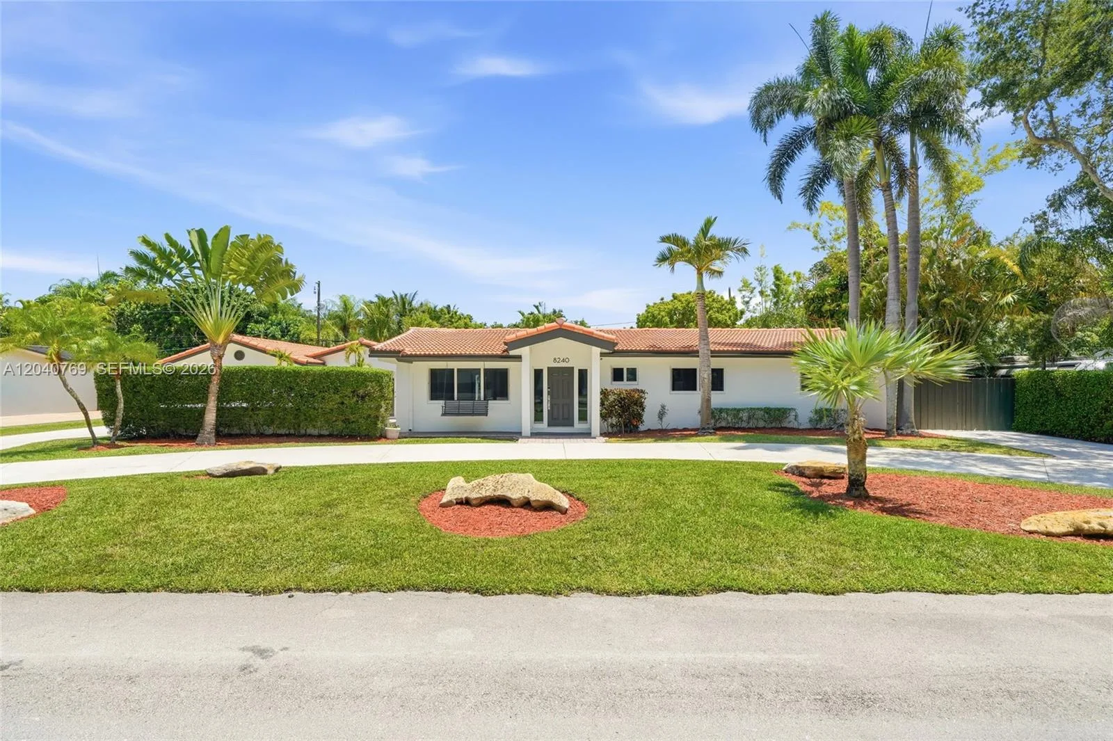 8240 SW 150 Dr, Palmetto Bay, FL 33158