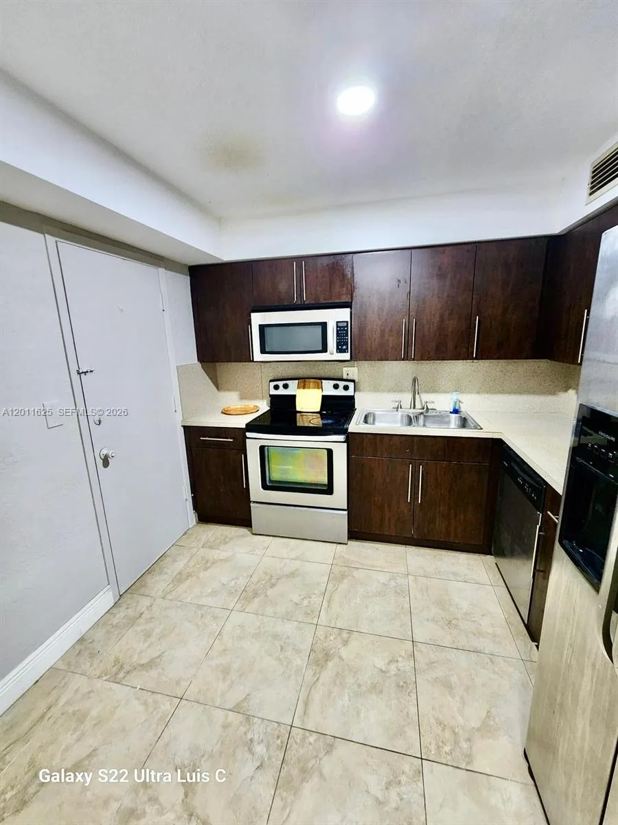 12590 NE 16th Ave # 209, North Miami, FL 33161 photo 9