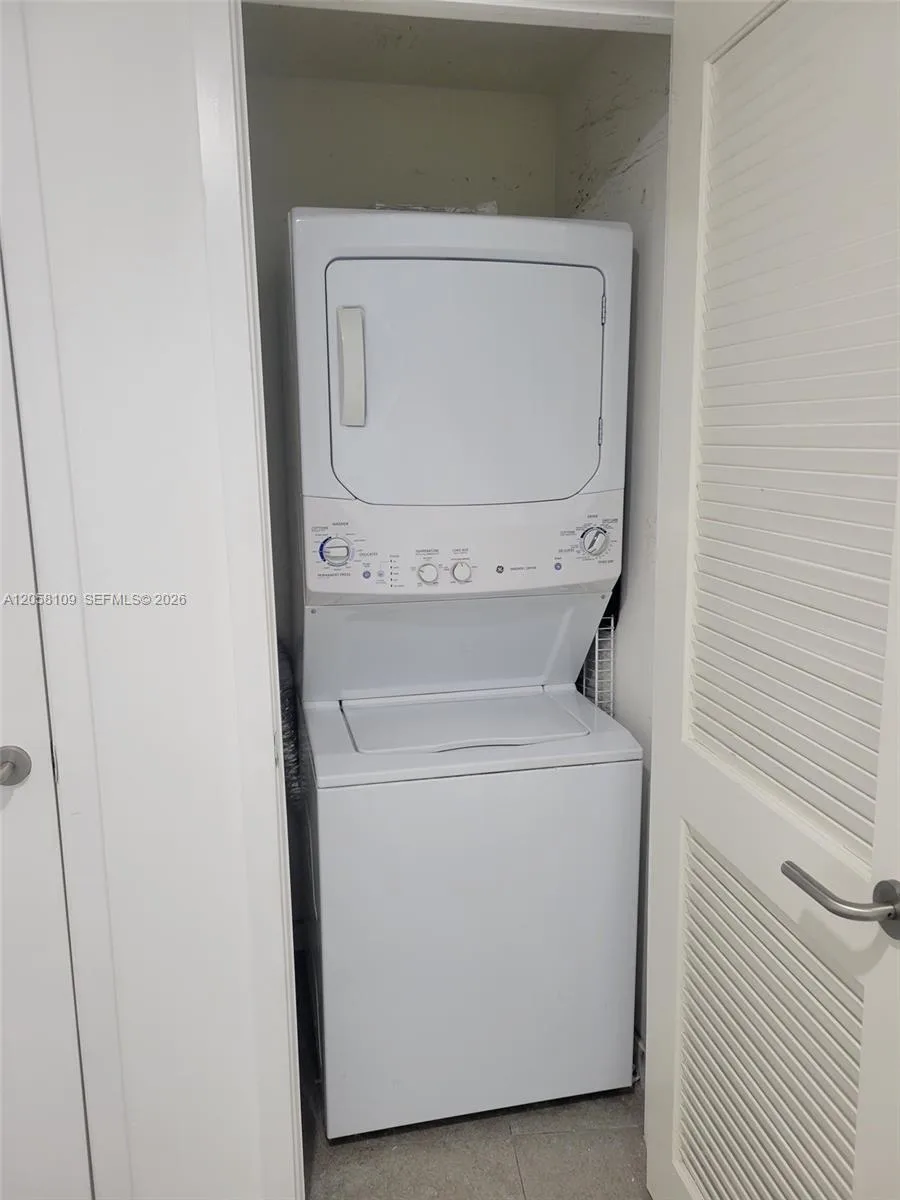 1100 S Miami Ave # 2001, Miami, FL 33130 photo 11